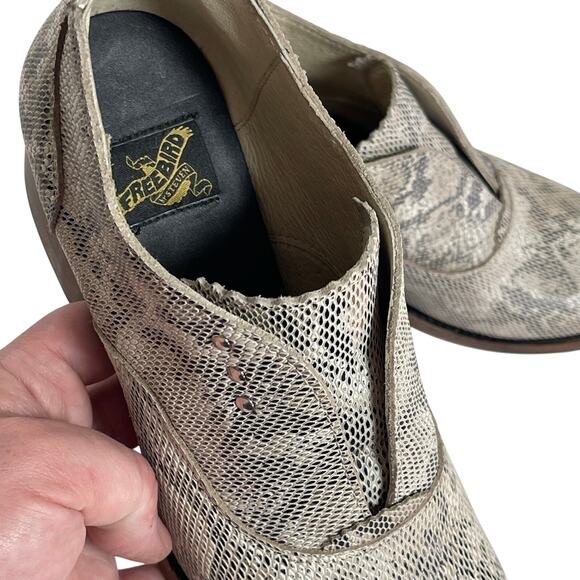 FREEBIRD by Steven Women’s Sadie Python Embossed Bootie size 9 - Picture 9 of 10